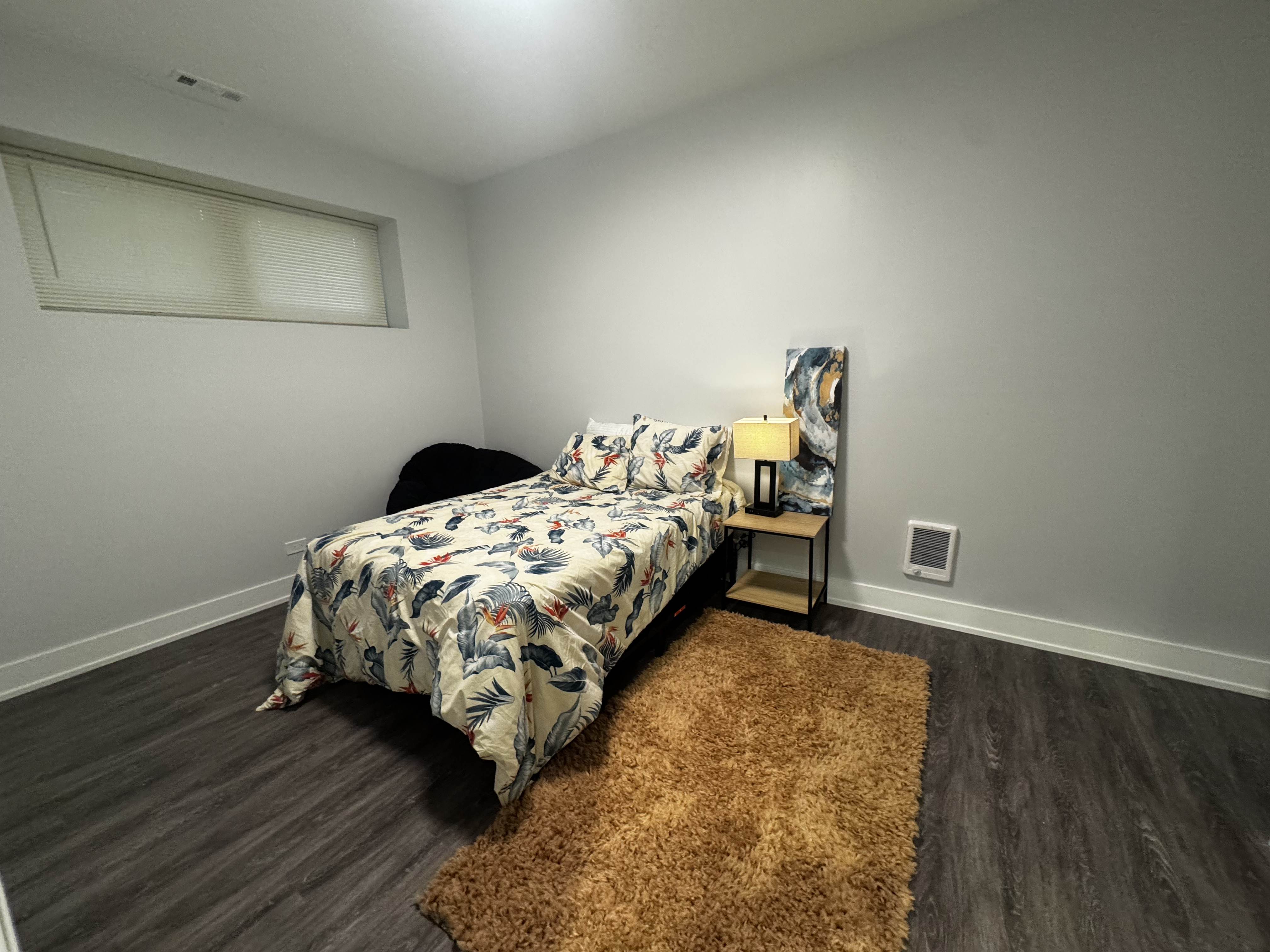 6322 South Rhodes Avenue – photo 3