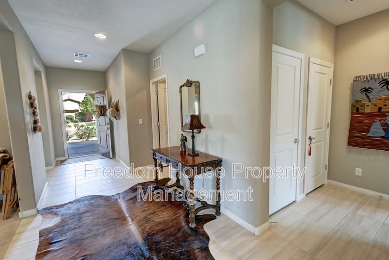 5245 East La Campana Drive – photo 5