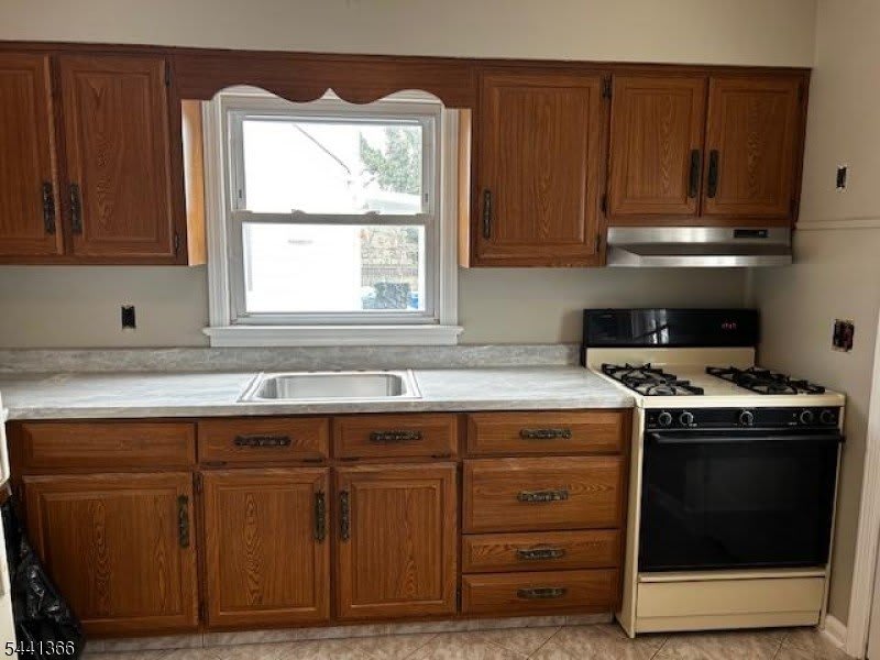 234 W High St – photo 3