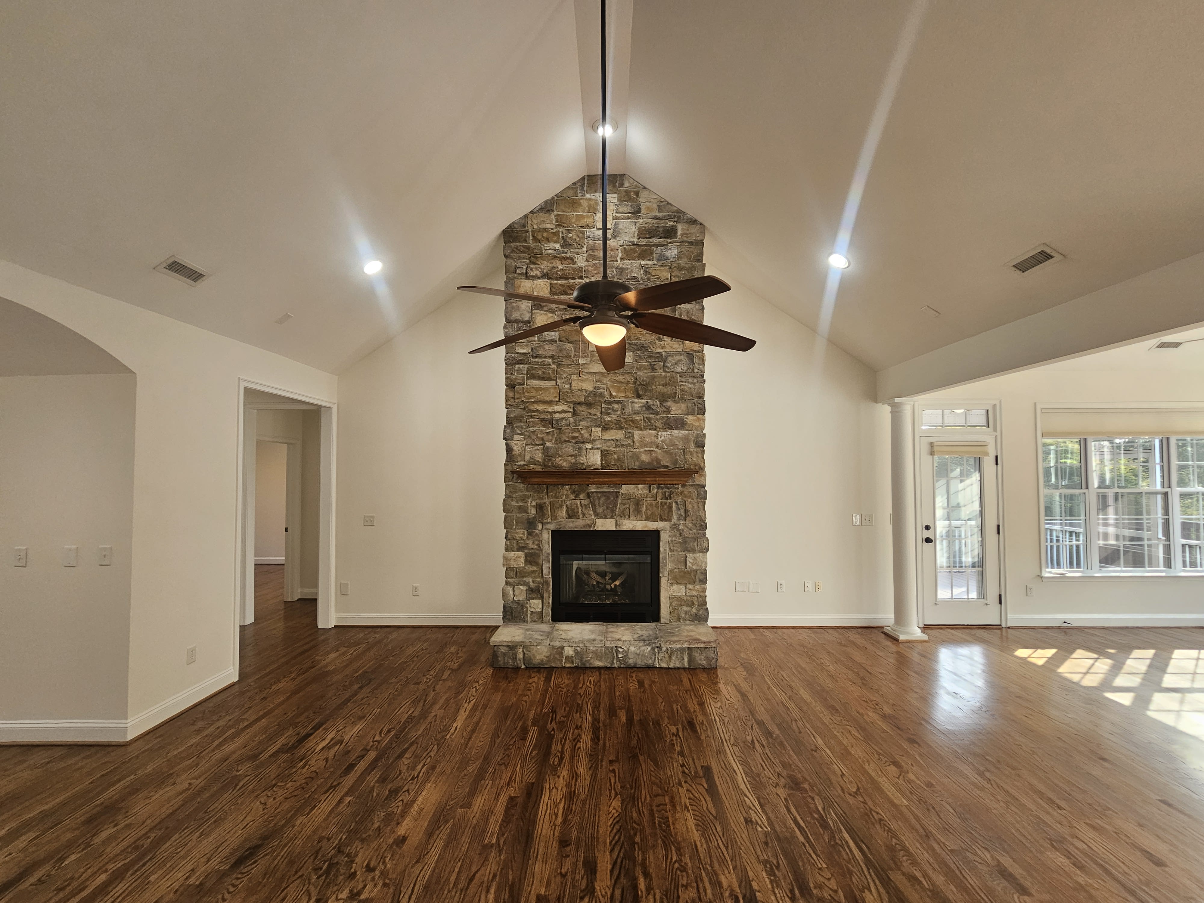 212 Medford Drive – photo 3