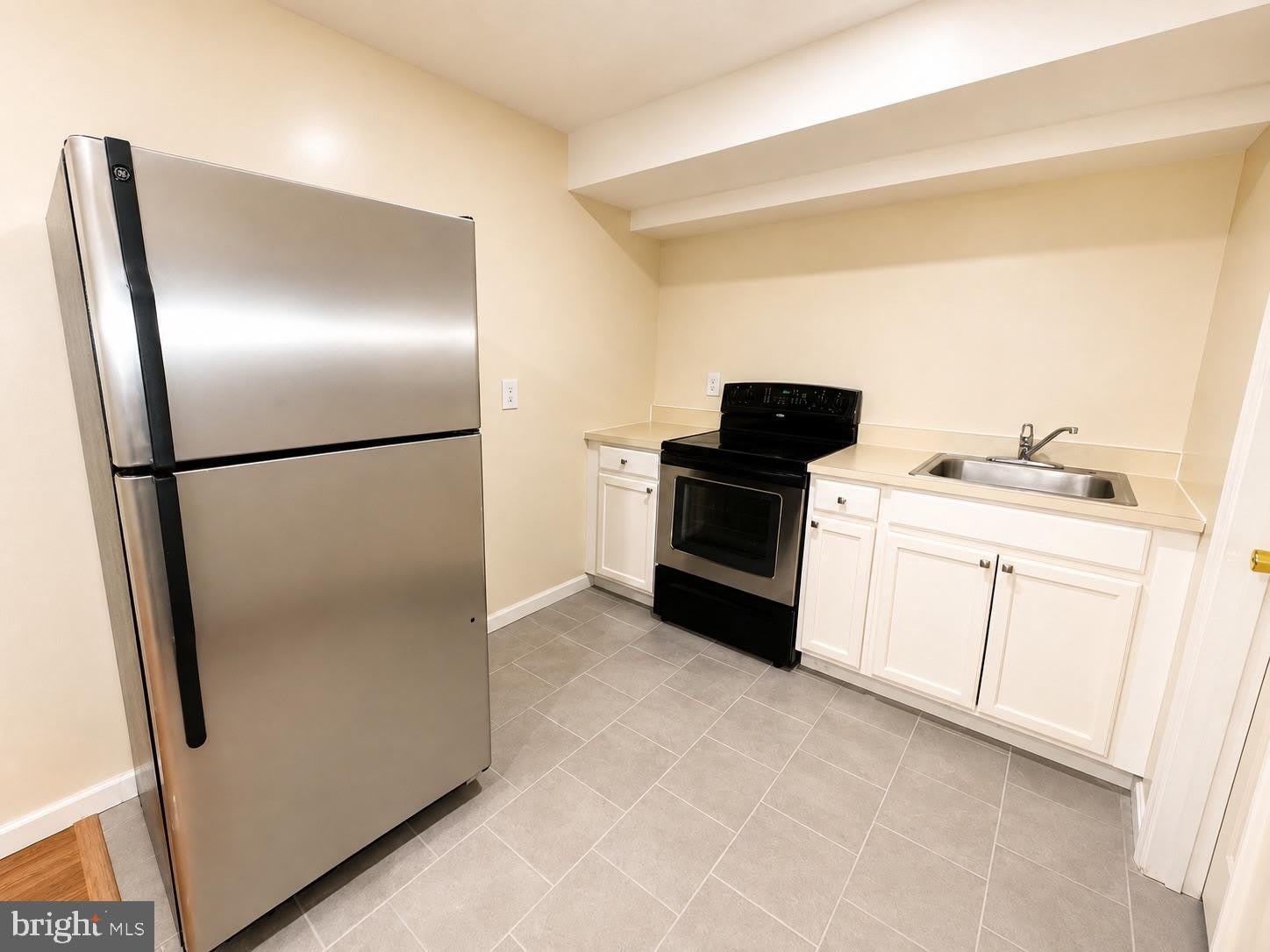 6600 LONG SHADOW Court – photo 4