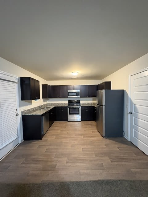 661 Carlton Pointe Drive – photo 2