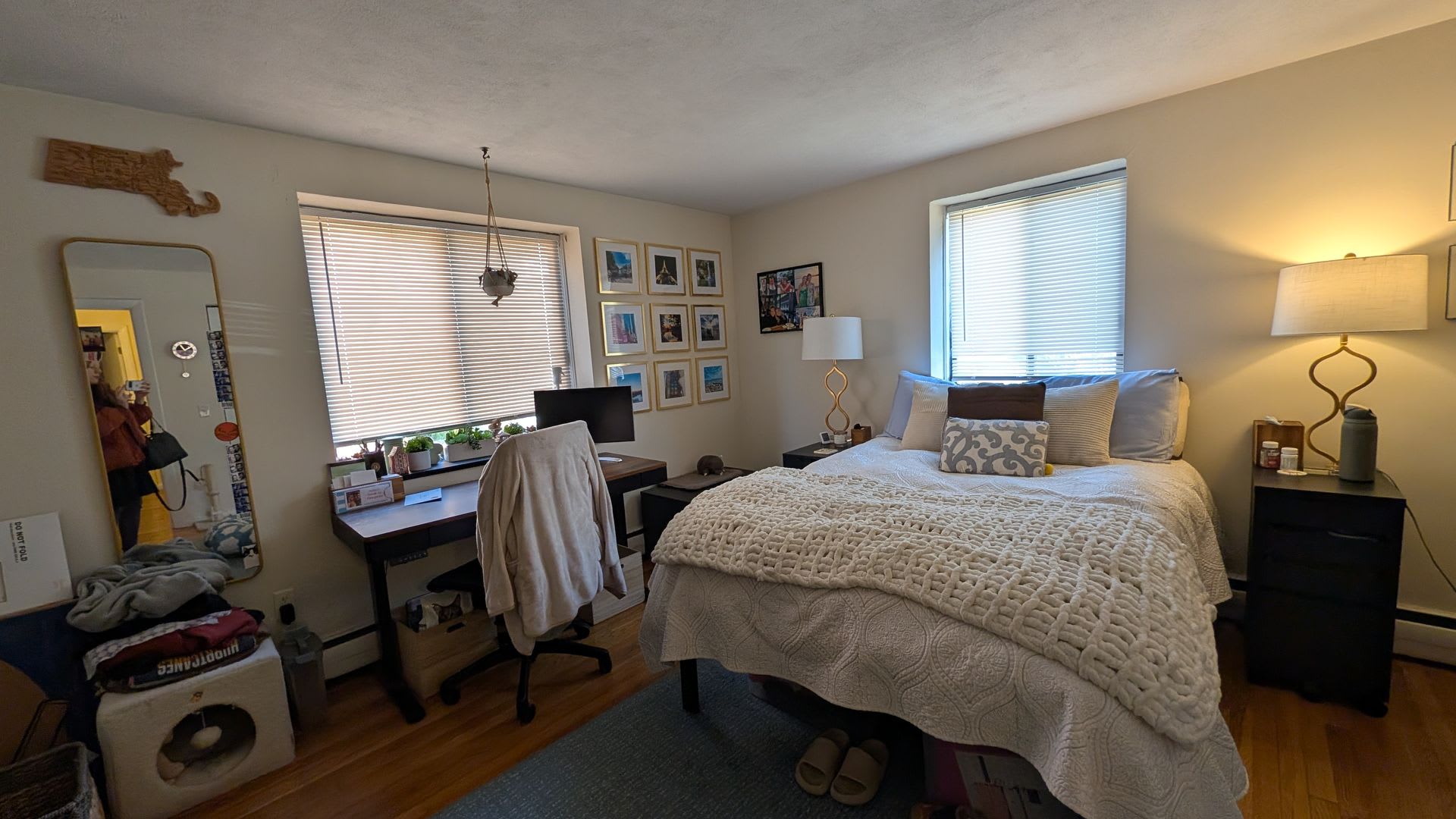 Great Location With Heat Hw Incl Brookline 2 Bed 1 Bath For 9 1 Move In – photo 2
