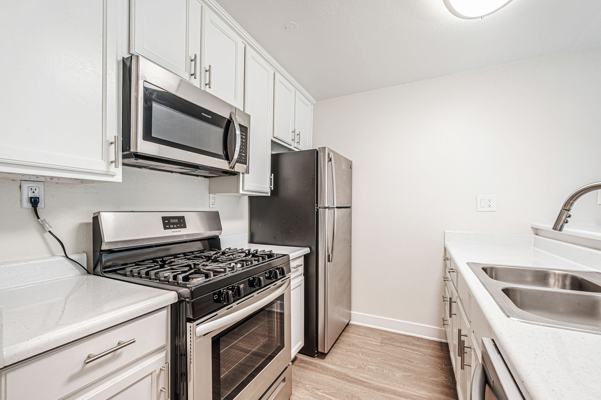 Independence Park Apartments – photo 3