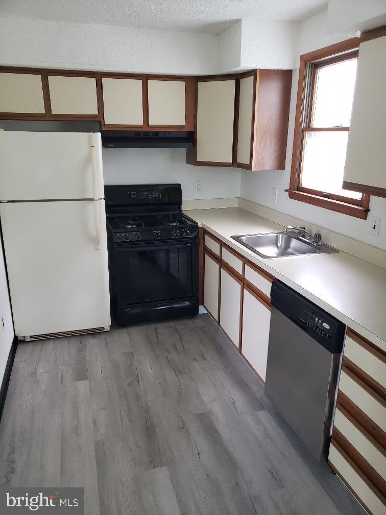 107 W Branch Avenue – photo 5