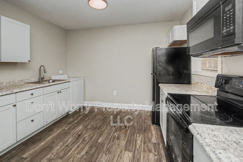 615 Dumaine Street E – photo 1