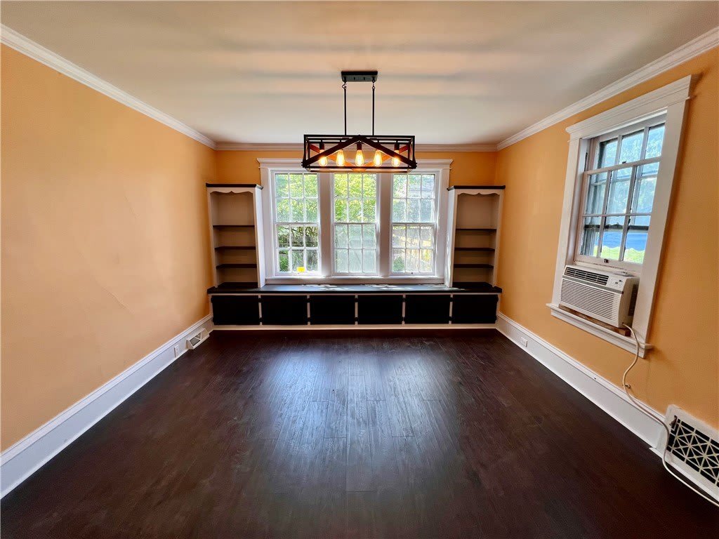 124 E Wallace Ave – photo 4