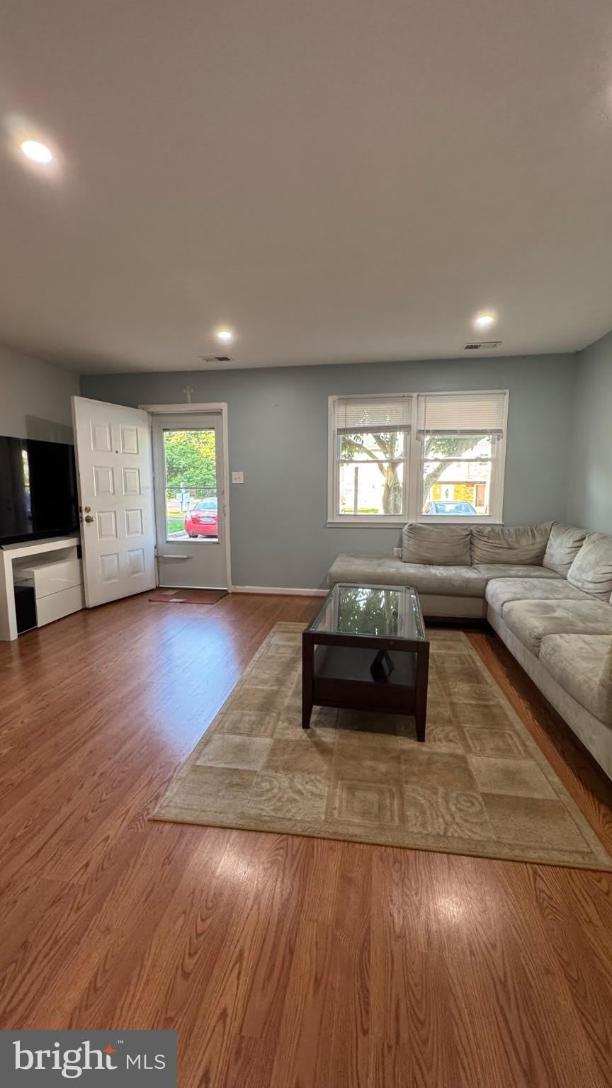 14582 EARLHAM Court – photo 3