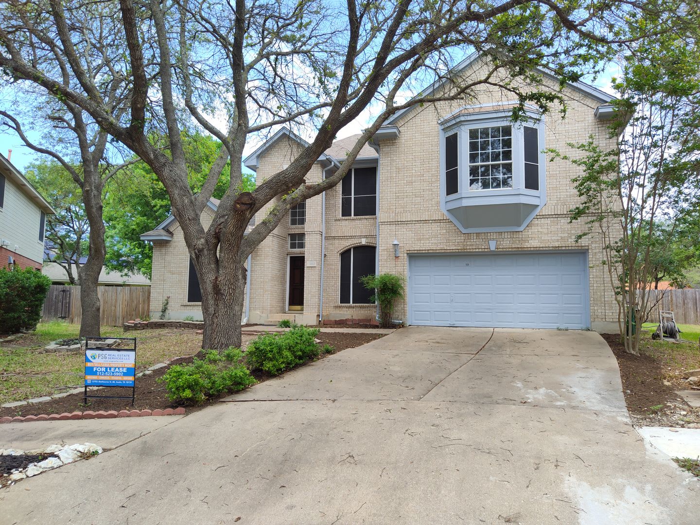 House for lease in Austin. – photo 3