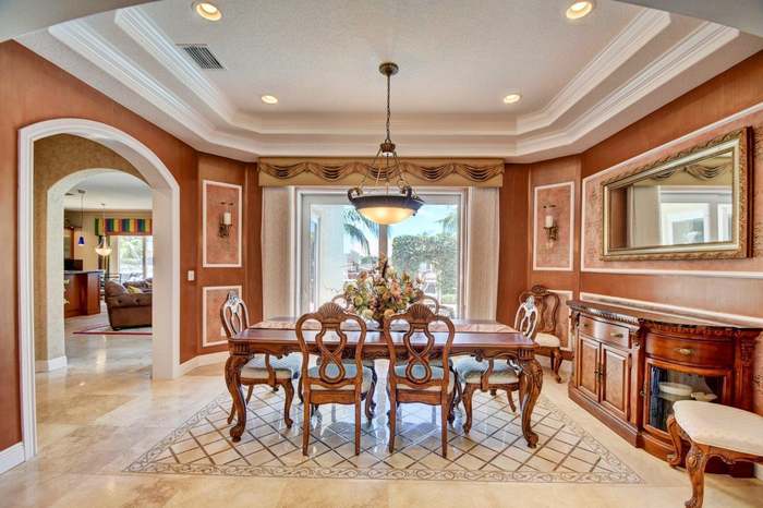 3048 Ne 7Th Dr – photo 2