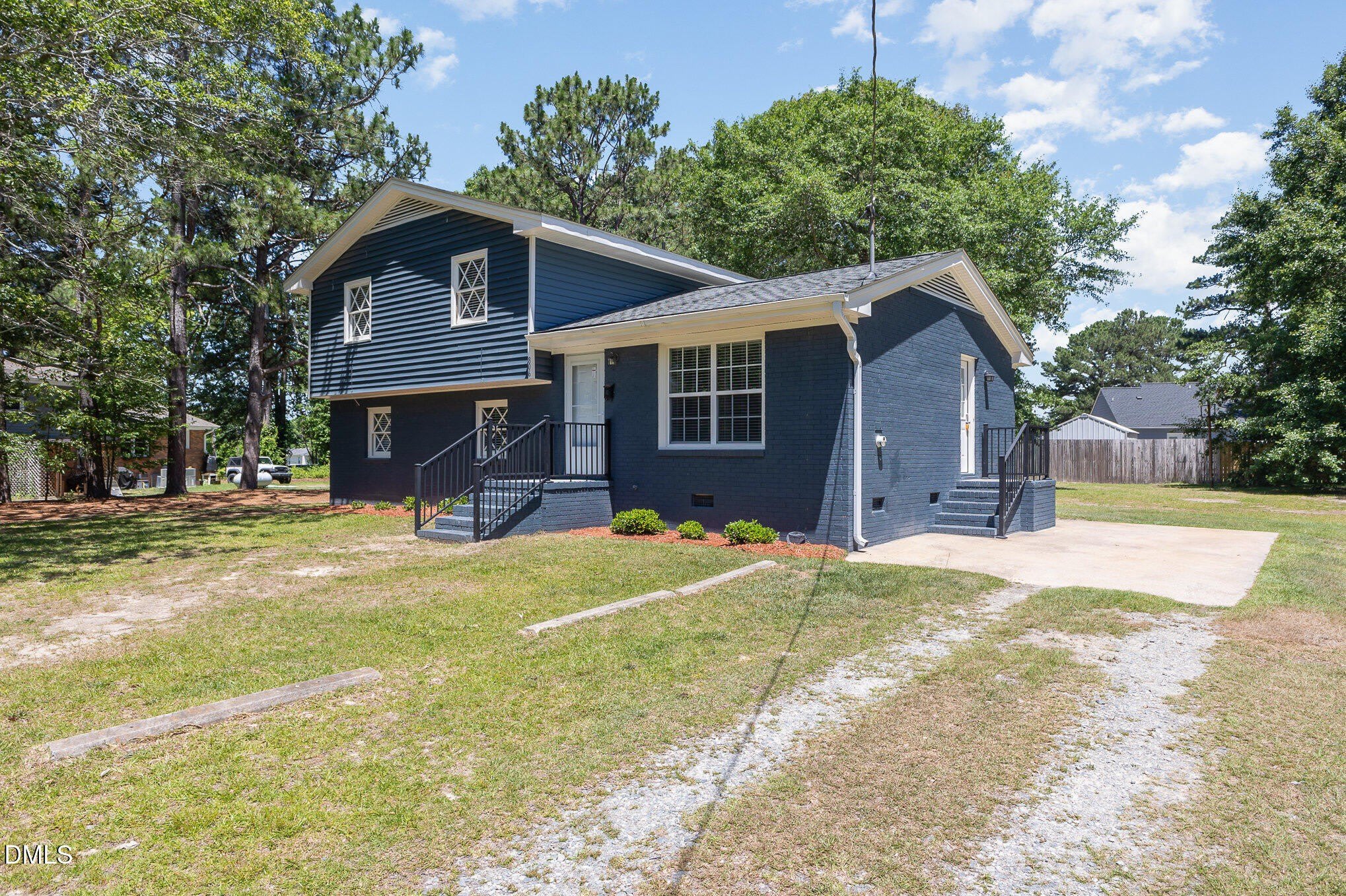 806 Primrose Street – photo 2
