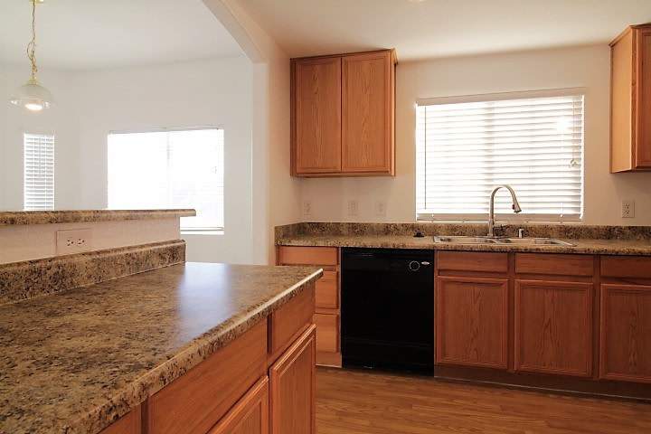 Spacious Condo – photo 5