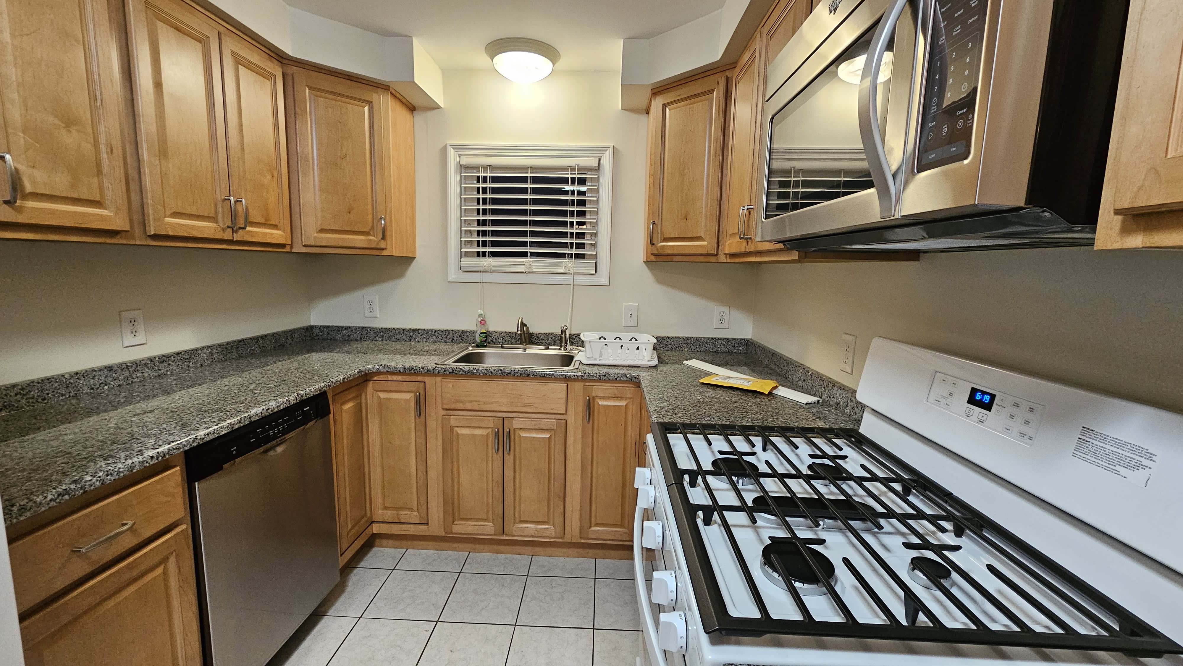 667 Indian Church Rd – photo 3