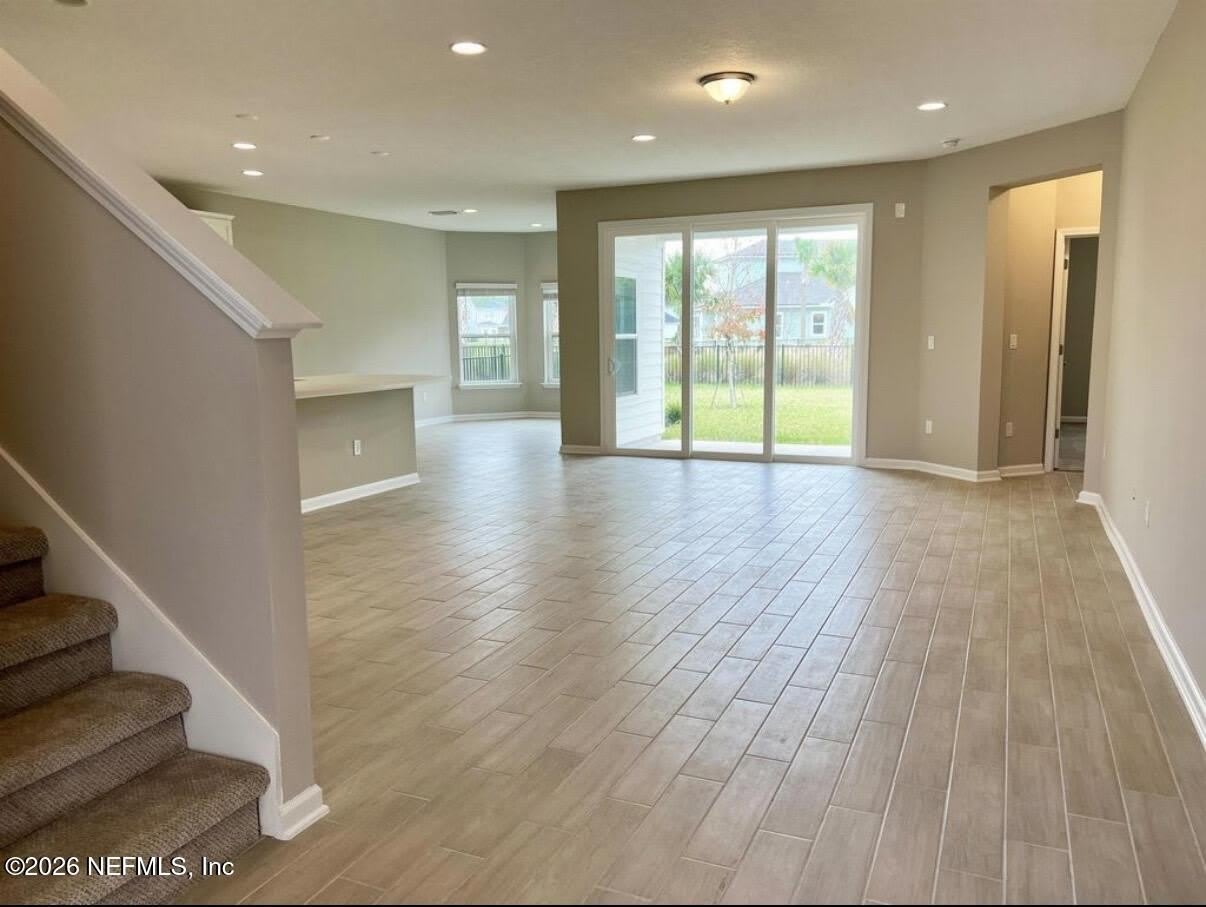 385 BROOKGREEN Way – photo 2