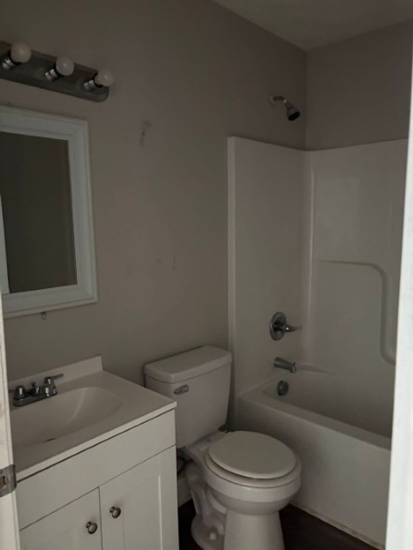 Bragg Court Apartment offering 1/2 OFF YOUR FIRST MONTHS RENT!! Available NOW!! – photo 4