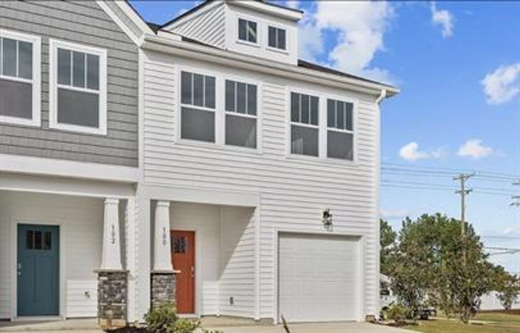 Beautiful 3/2.5 Townhome Move in Ready! – photo 4