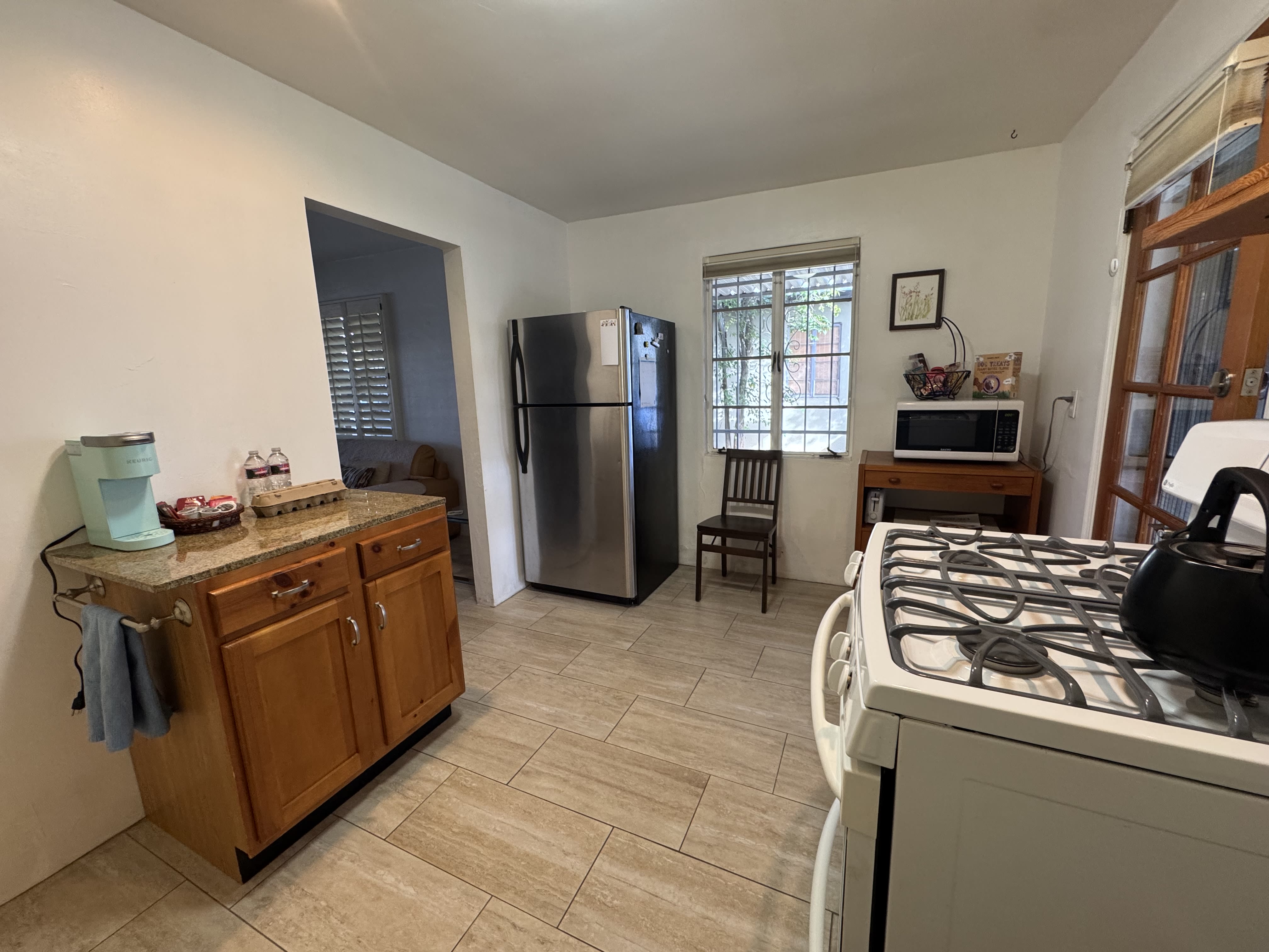 2608 East Sylvia Street – photo 5