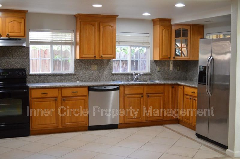 217 Mitchum Drive – photo 4