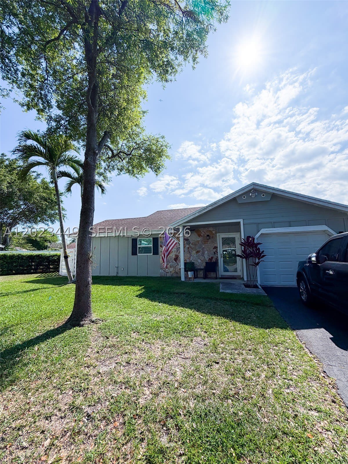 14552 SW 142nd Pl – photo 1