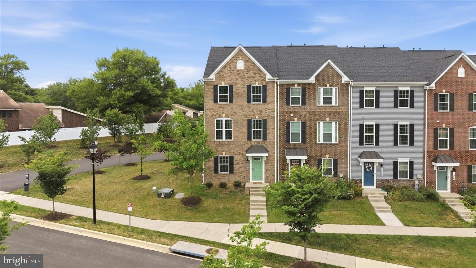 1550 ADAMSON WAY – photo 1