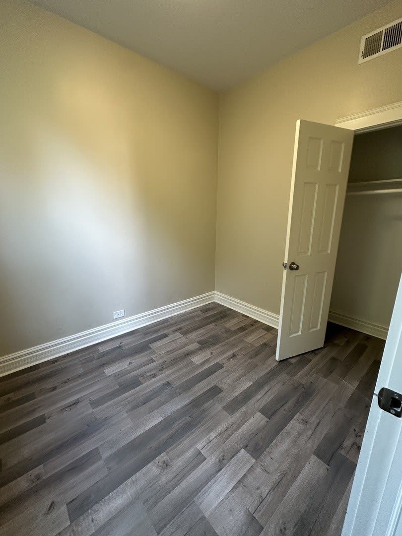 1522 E 71St Place – photo 4