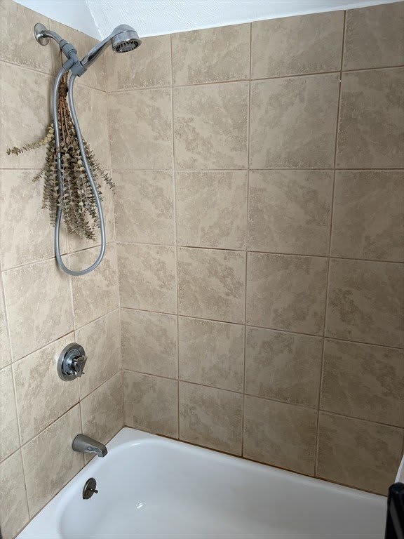 19 Wolcott St 3 – photo 4
