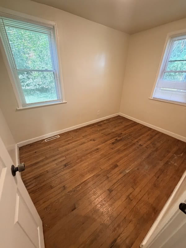 1915 Chelsea st – photo 4