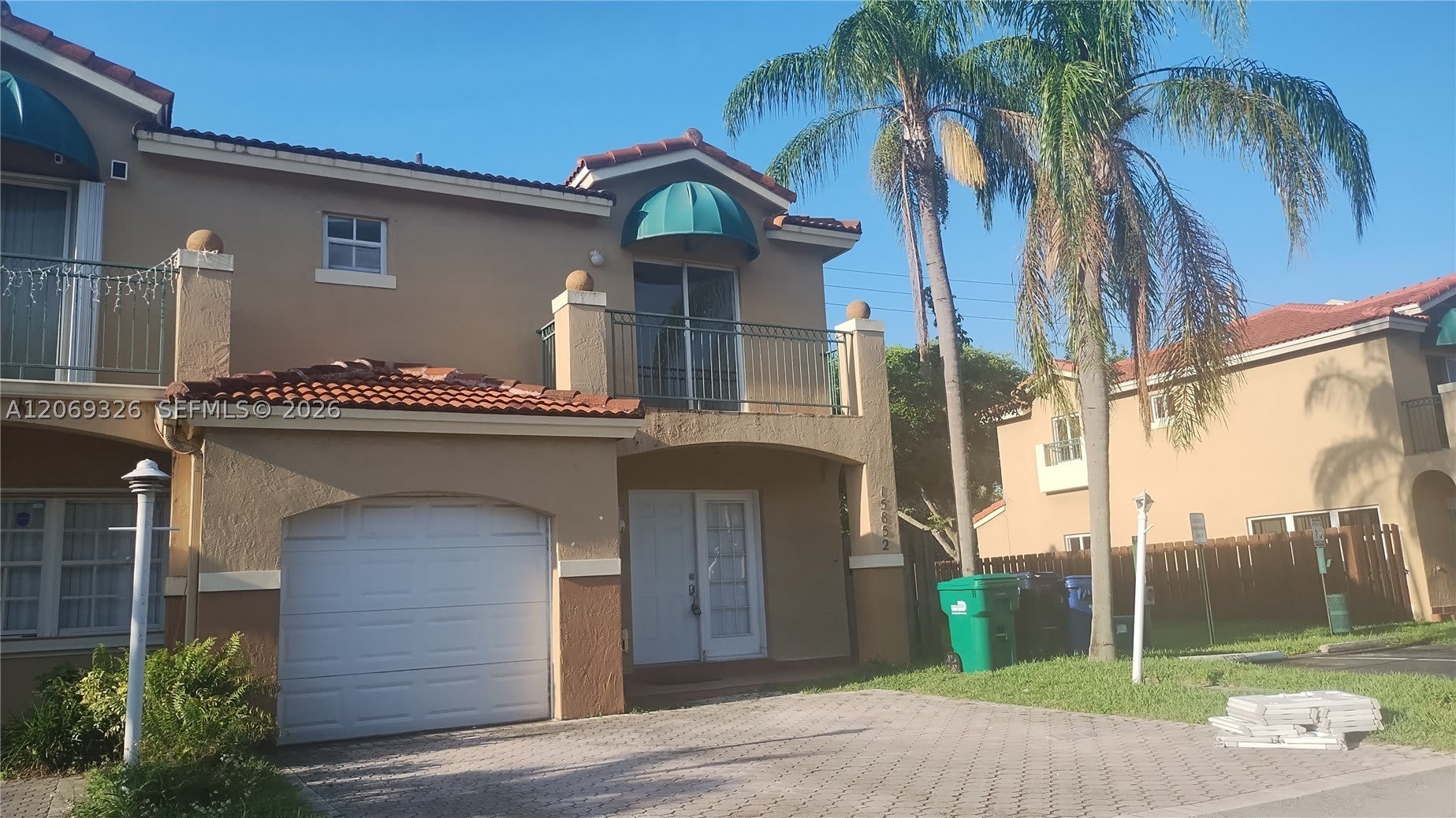 15852 SW 71st Ter – photo 1