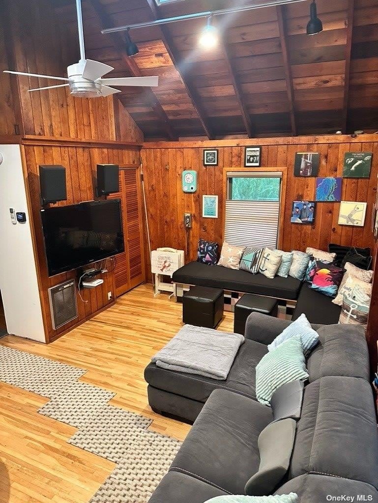 180 Clipper Road – photo 3