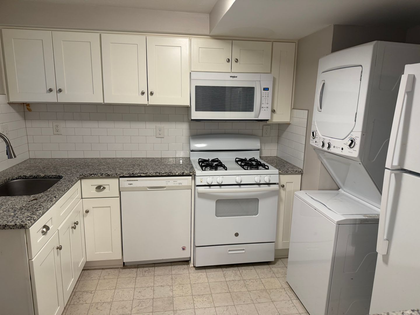 2 Bedroom Condo on St. Mary's St. – photo 5