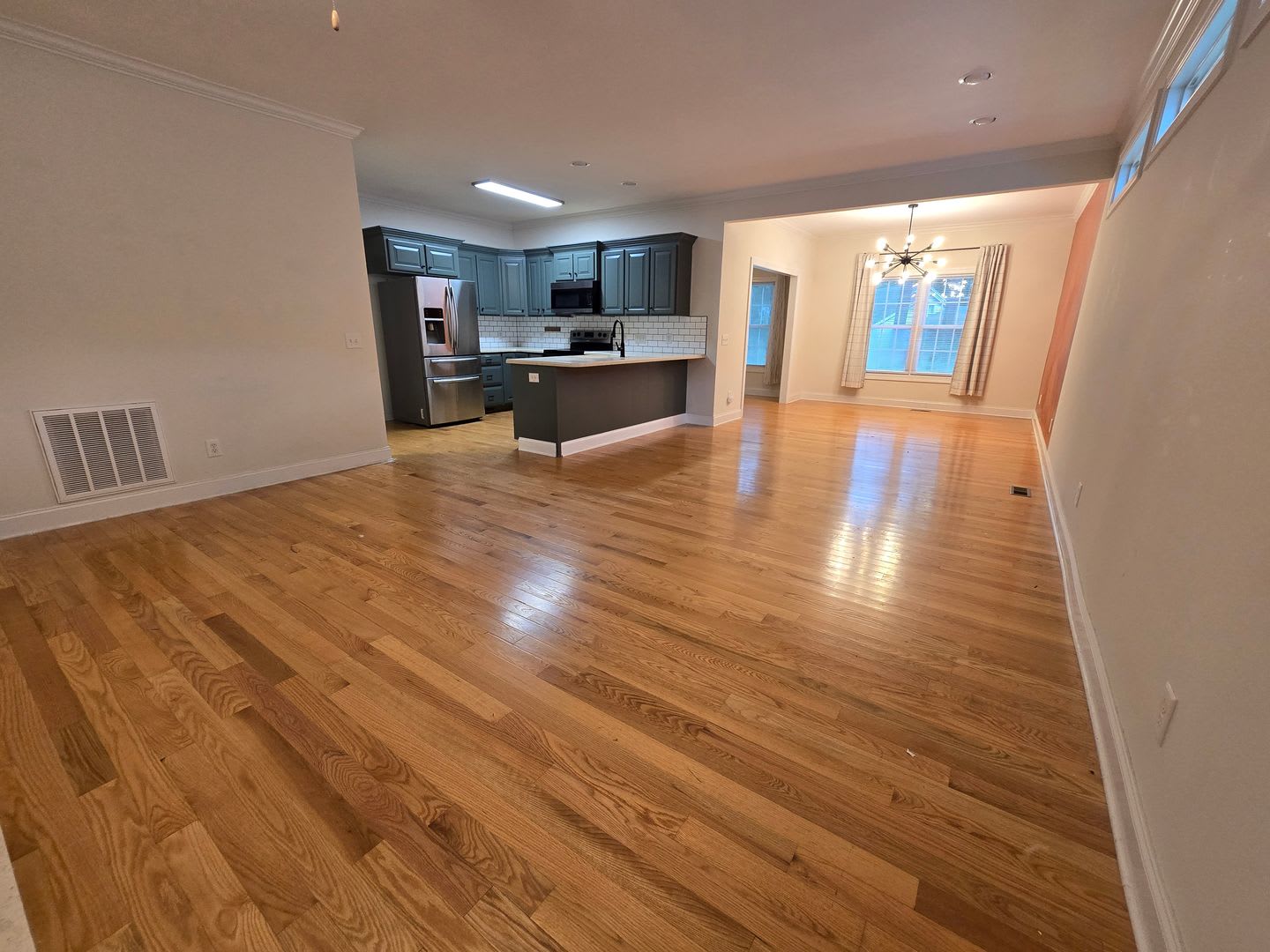 NEW LISTING!!!!! – photo 4
