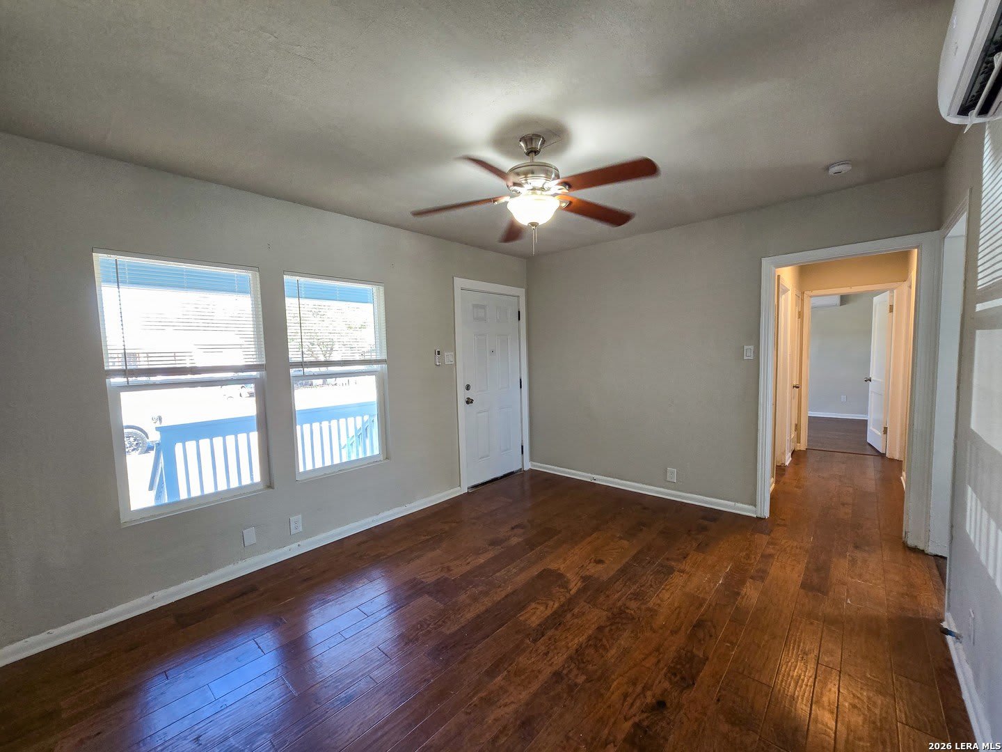 1124 Fenfield – photo 4