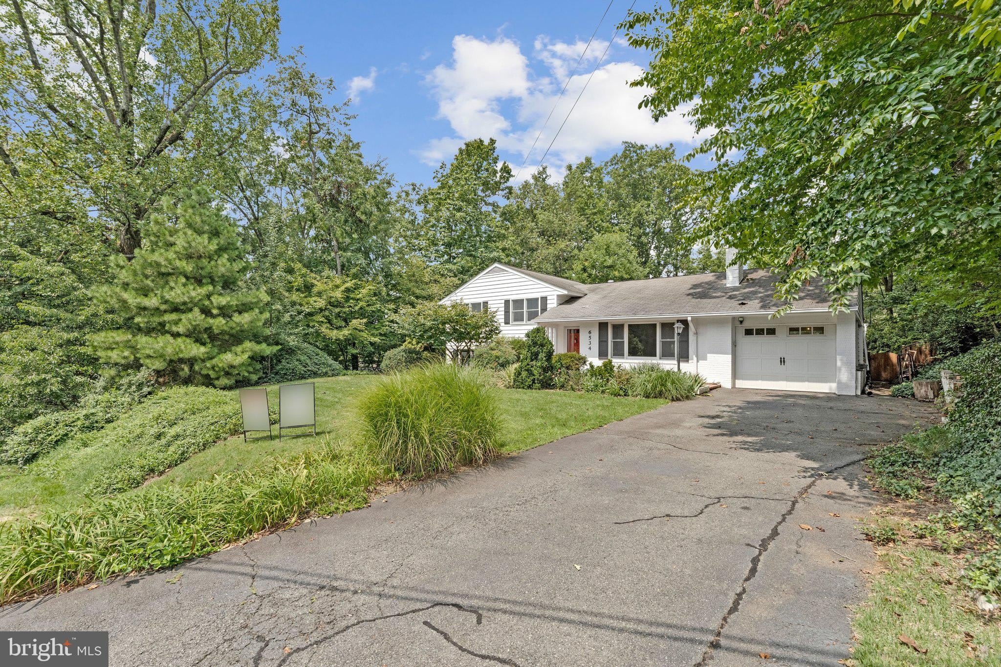 6534 JAY MILLER Drive – photo 2