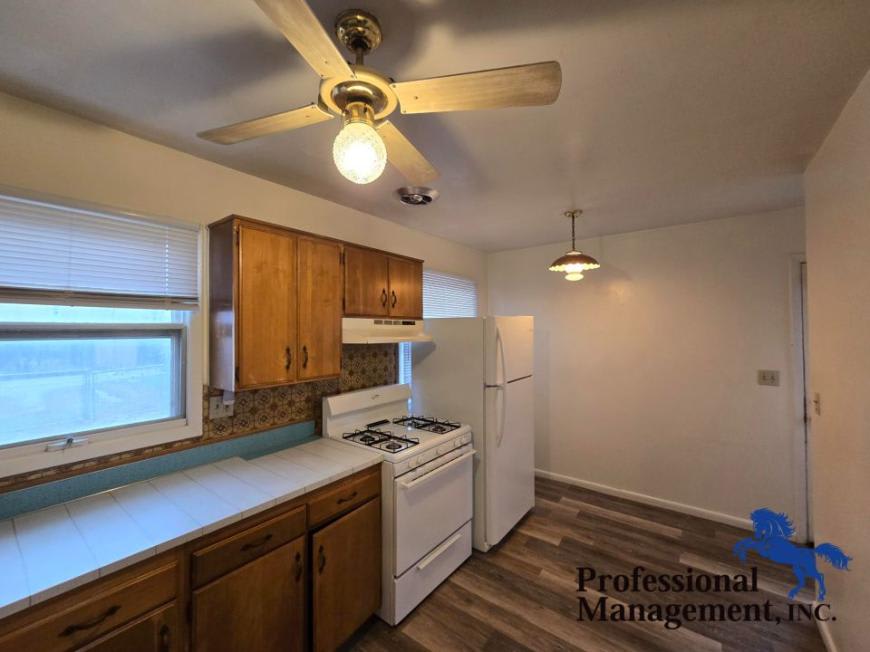 43 Adams St – photo 3