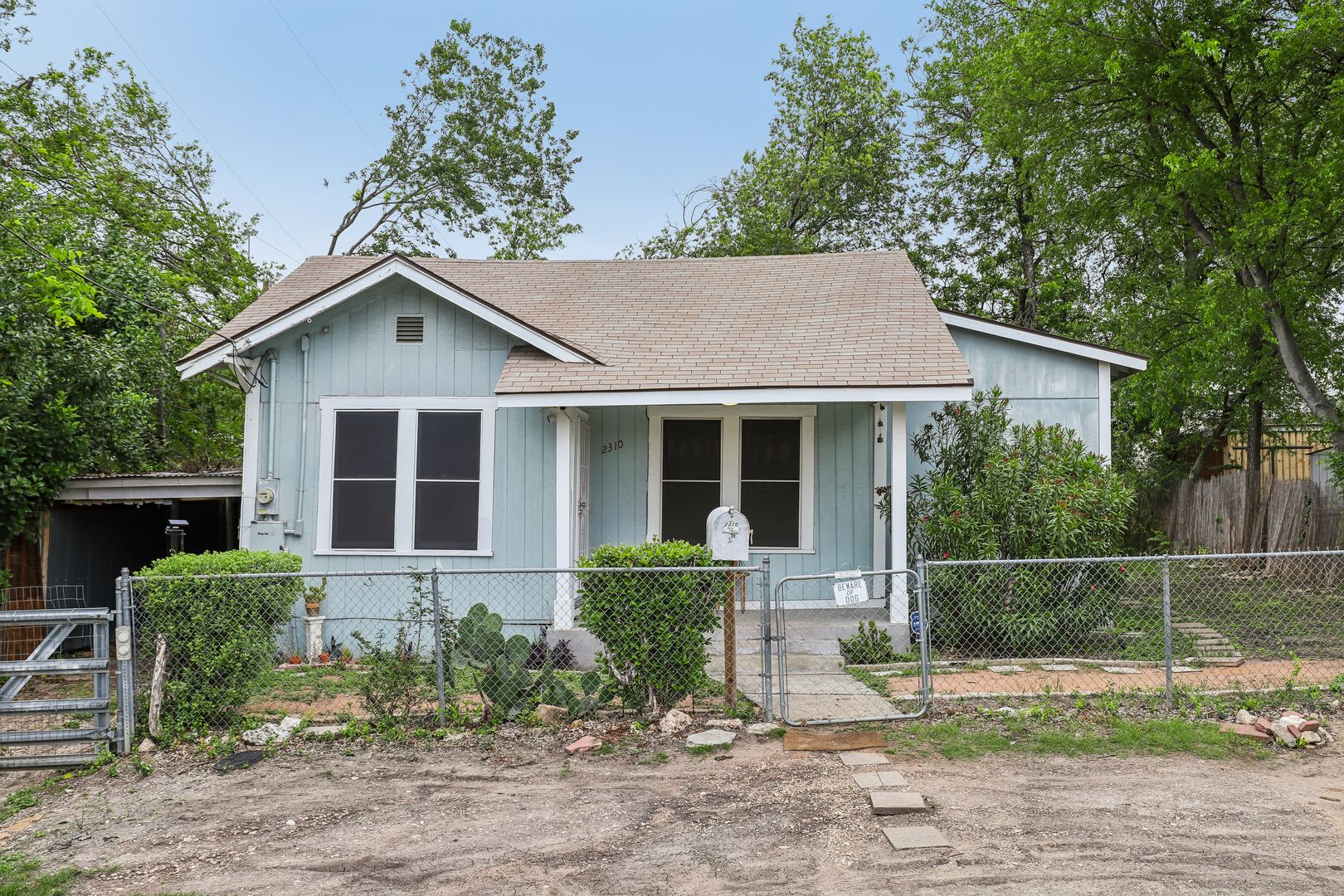 Vintage Woodlawn!! – photo 1