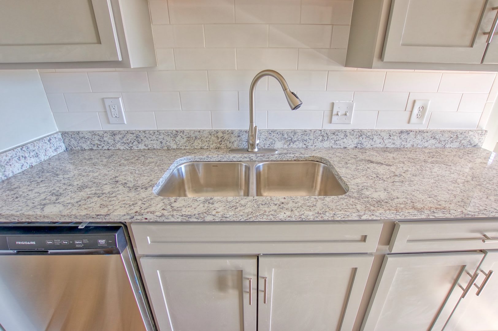 Sugarbush Apartments – photo 4
