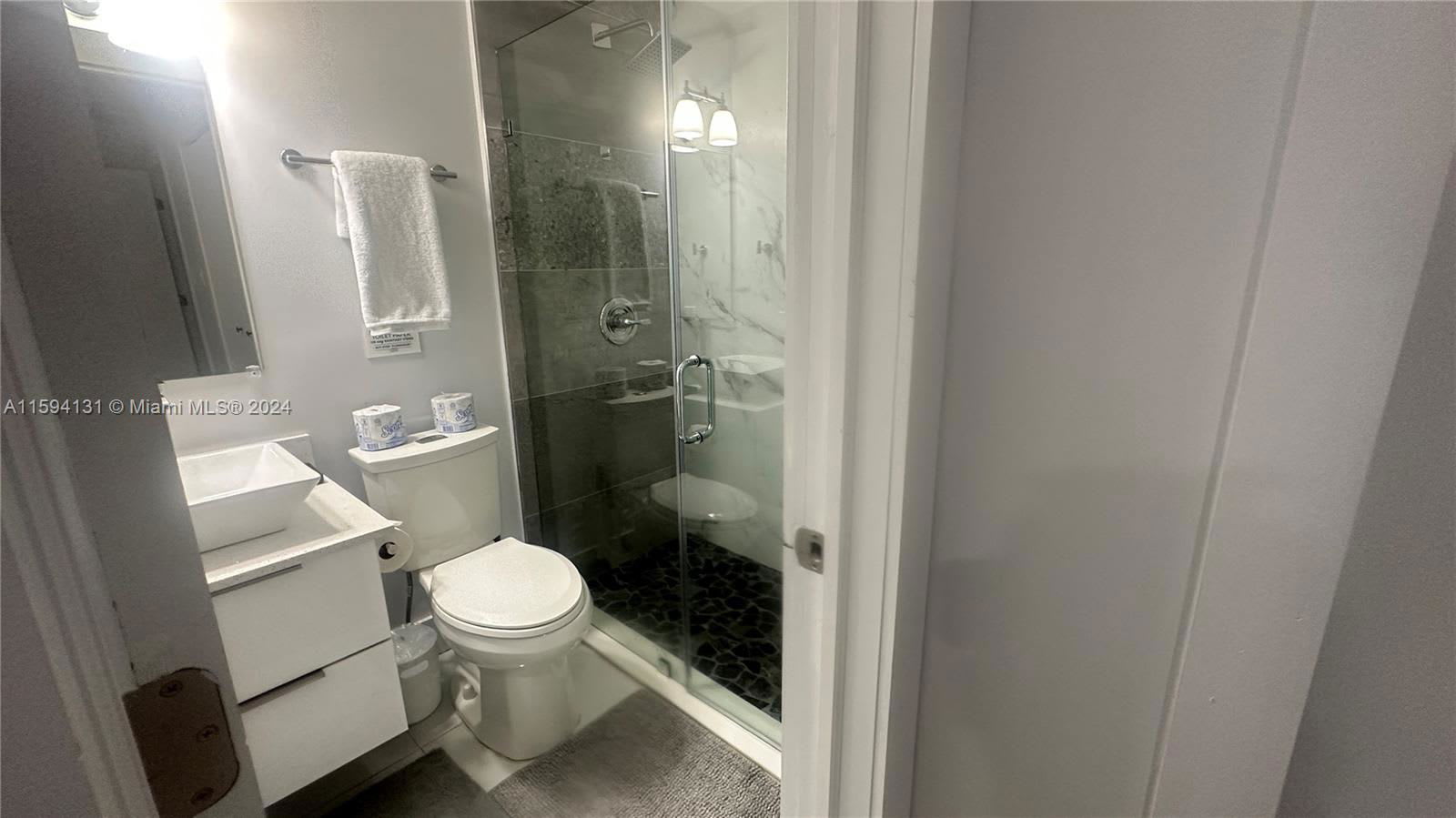 4290 Southwest 9th Street – photo 4