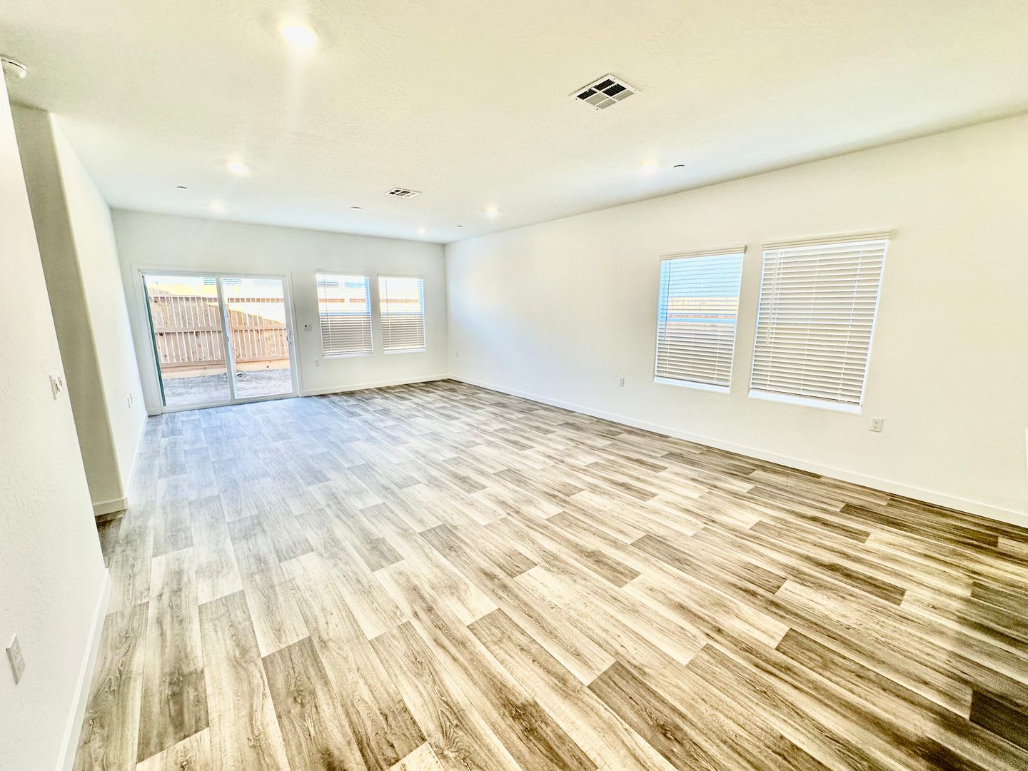 BRAND NEW 3/2 Lennar in Northwest Fresno – photo 3