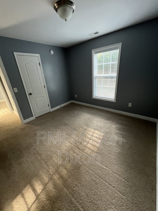 360 Baltimore Ave – photo 2