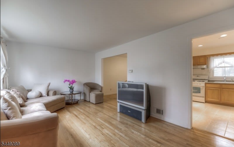 6 Glannon Rd – photo 3