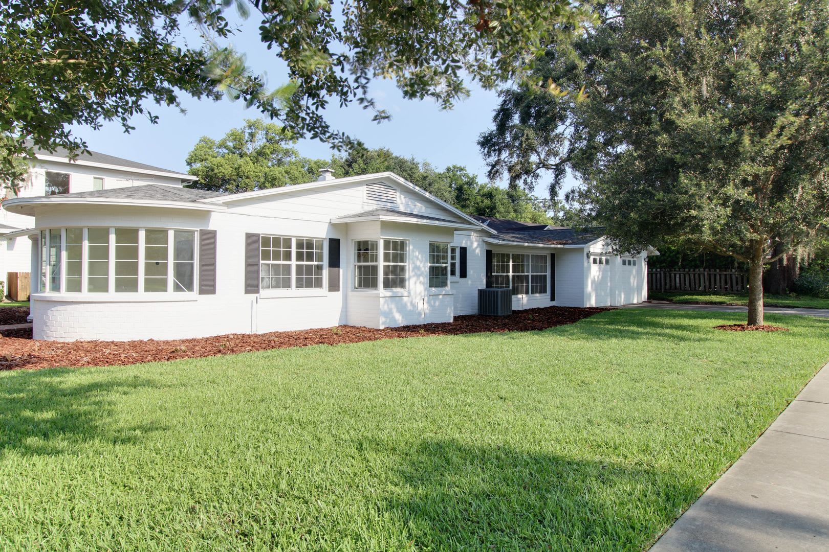 1667 Mizell Avenue – photo 3