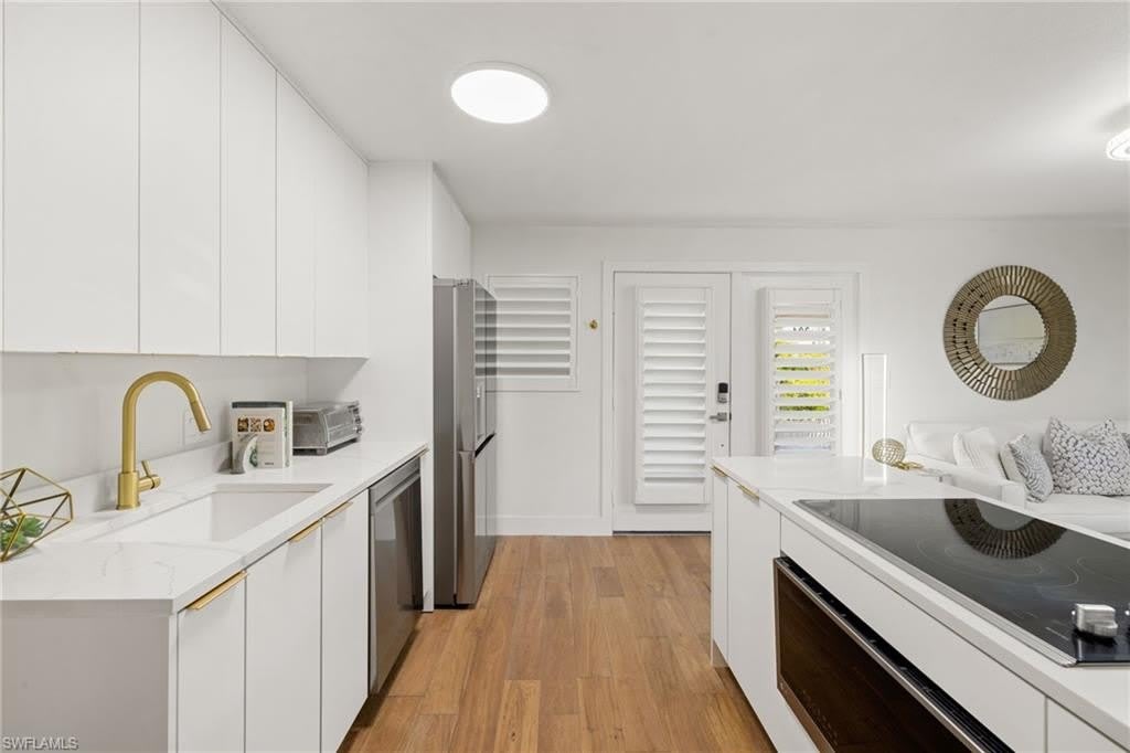 175 Fifth Avenue S – photo 4
