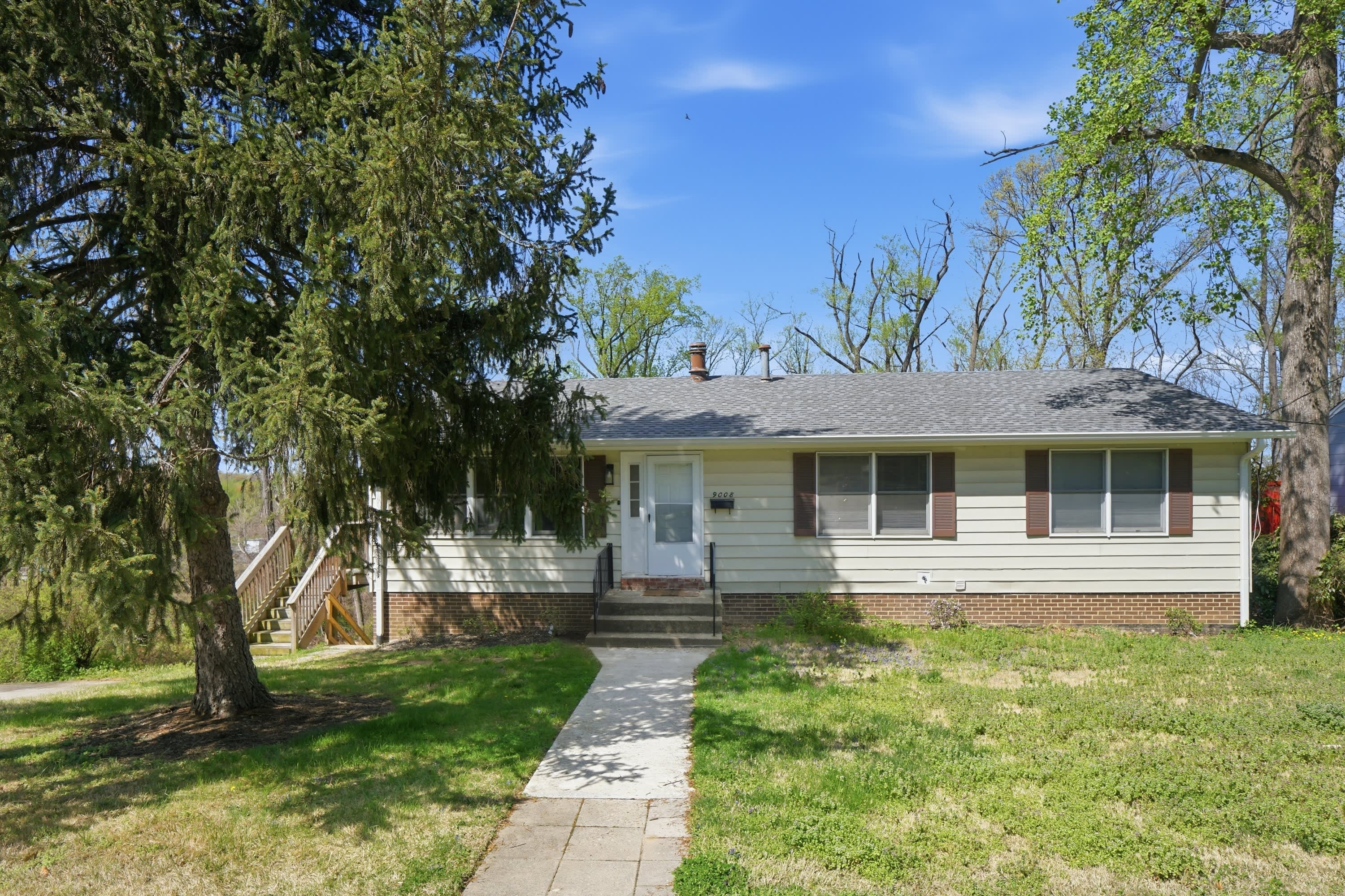 9008 Autoville Drive – photo 1