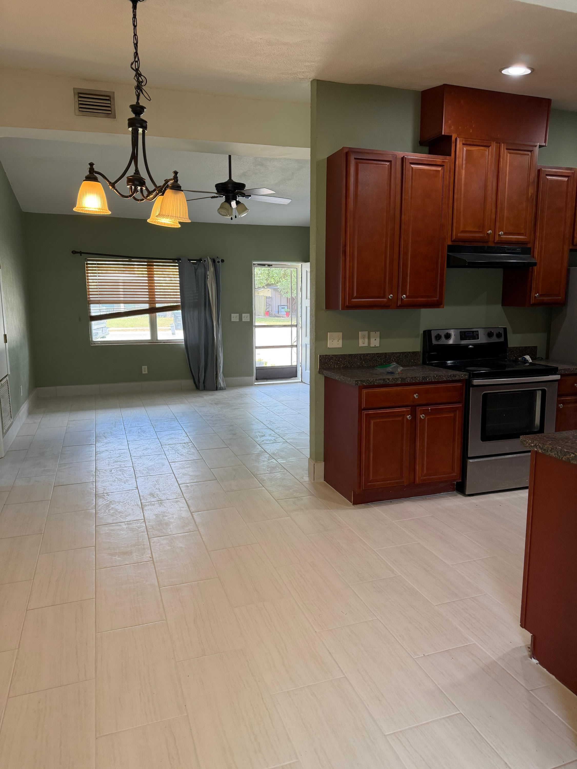 5306 Satel Dr – photo 3