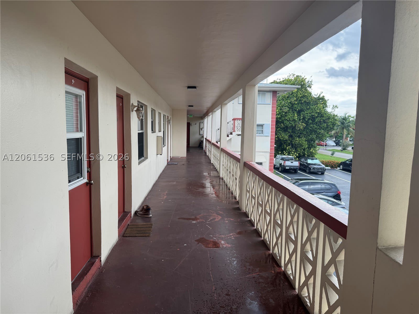 4730 NW 10th Ct – photo 2