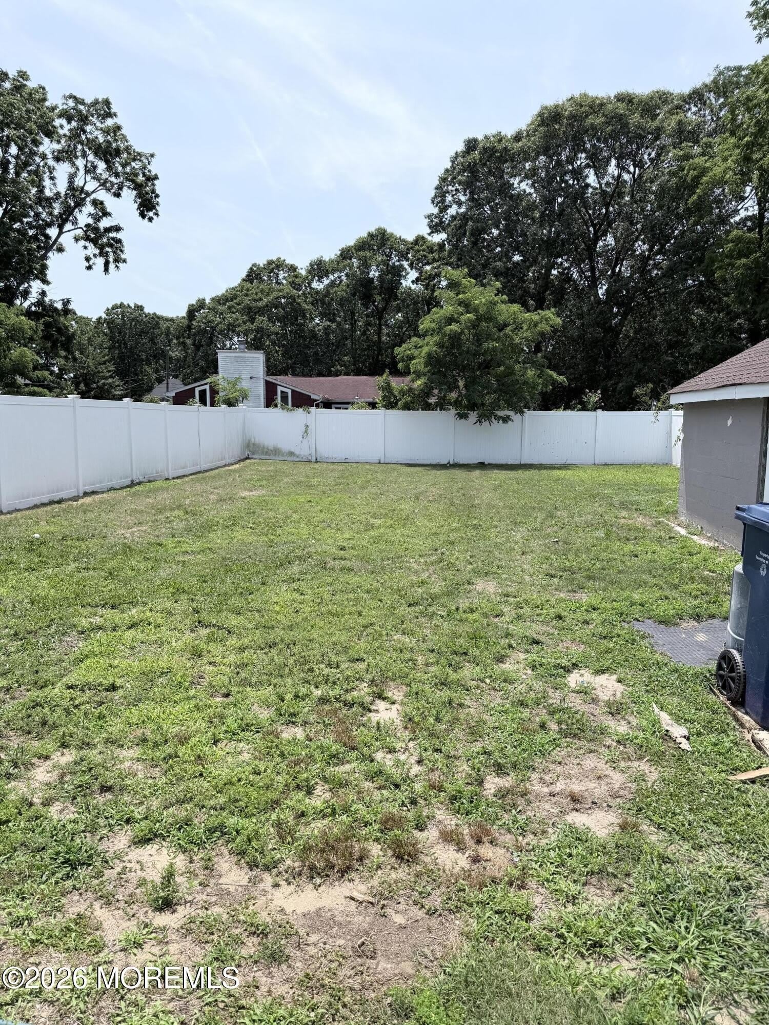 142 Monmouth Road – photo 3