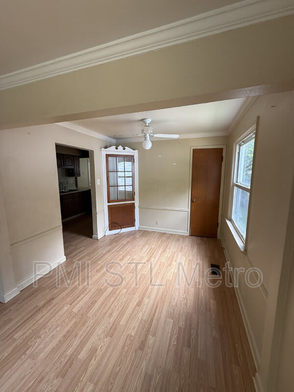 1246 Darr Dr – photo 3