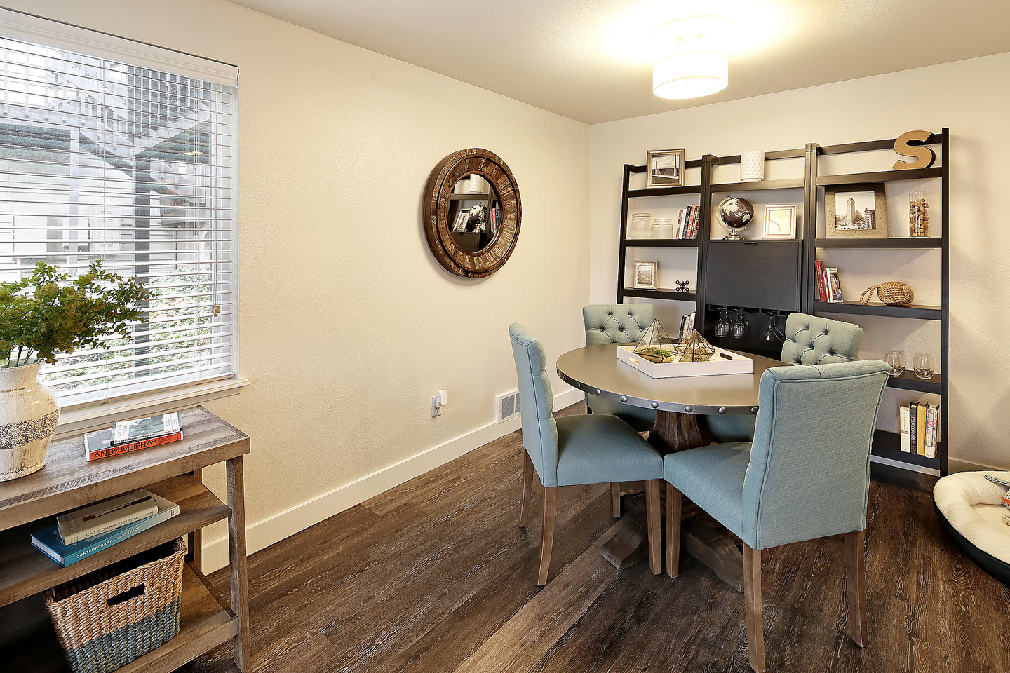 Starboard Apartments – photo 2