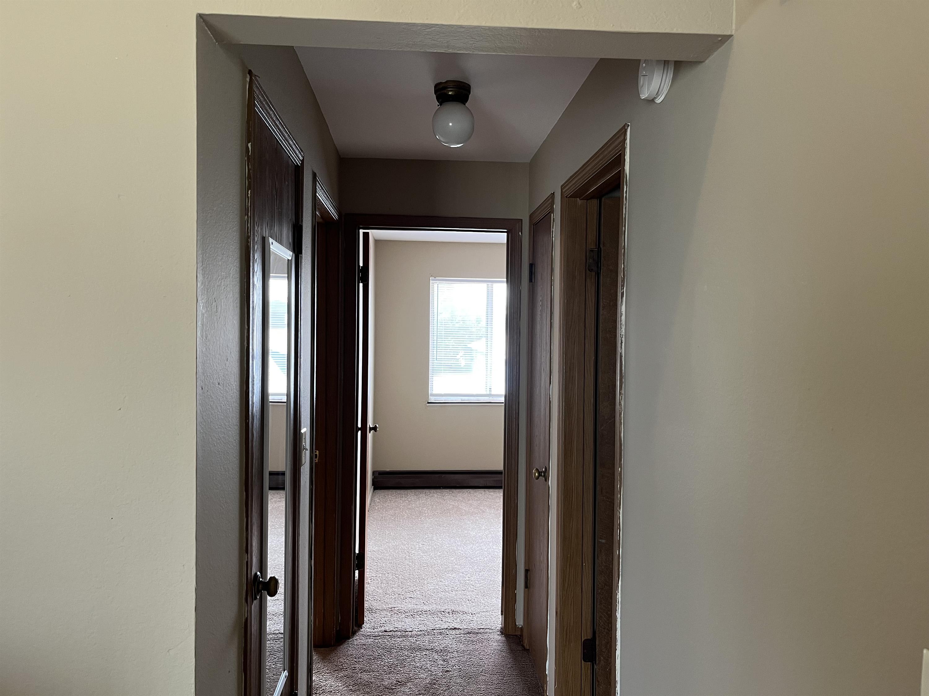 480 Stratford Way – photo 4