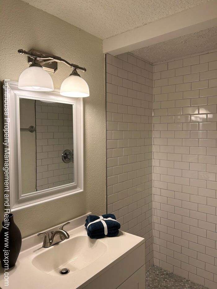 2540 Orchard Street – photo 1